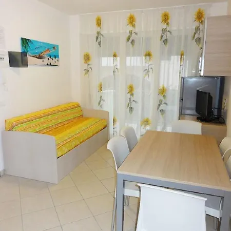 Apartman In A Modern Coastal Building Bibione