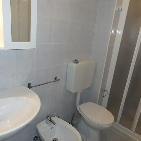 Διαμέρισμα In A Modern Coastal Building Μπιμπιόνε