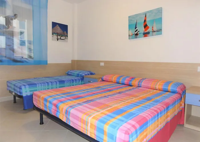 In A Modern Coastal Building Apartamento